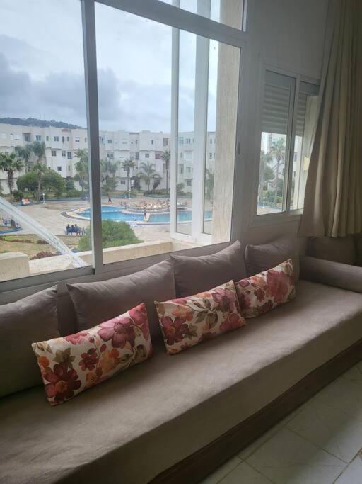 Stylish Duplex - Ocean View - Airport - Wifi - Renovated 2025 - 24H Reception Apartment Jbila Ngoại thất bức ảnh