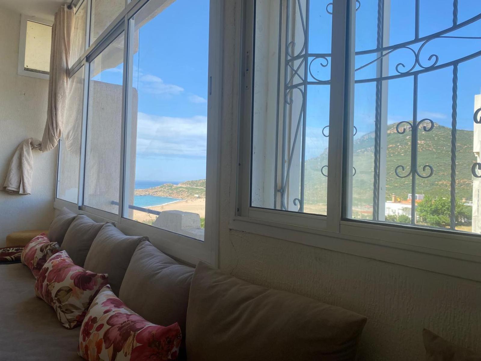 Stylish Duplex - Ocean View - Airport - Wifi - Renovated 2025 - 24H Reception Apartment Jbila Ngoại thất bức ảnh