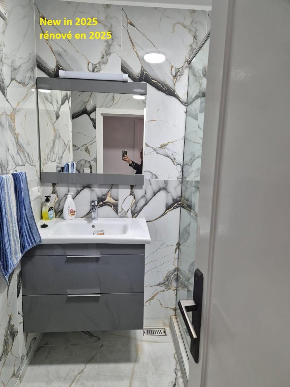 Stylish Duplex - Ocean View - Airport - Wifi - Renovated 2025 - 24H Reception Apartment Jbila Ngoại thất bức ảnh